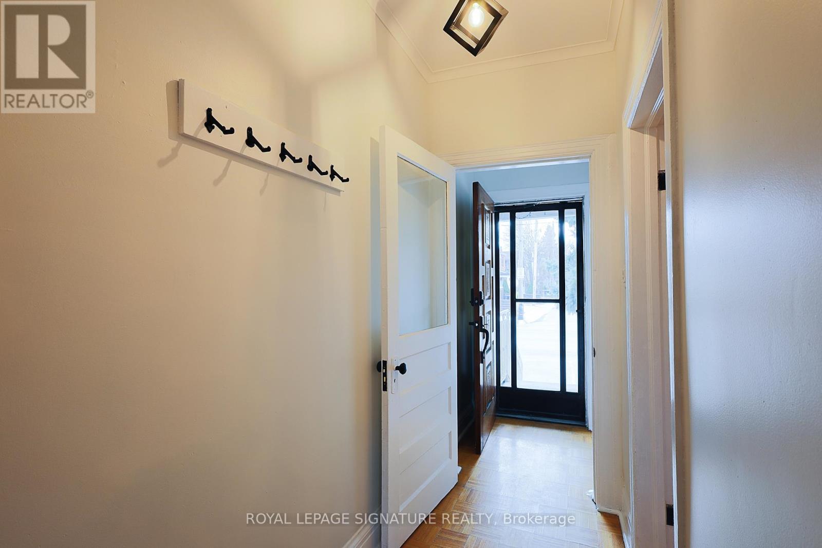 Upper - 1149 Dufferin Street, Toronto, Ontario  M6H 4B7 - Photo 11 - W12834032