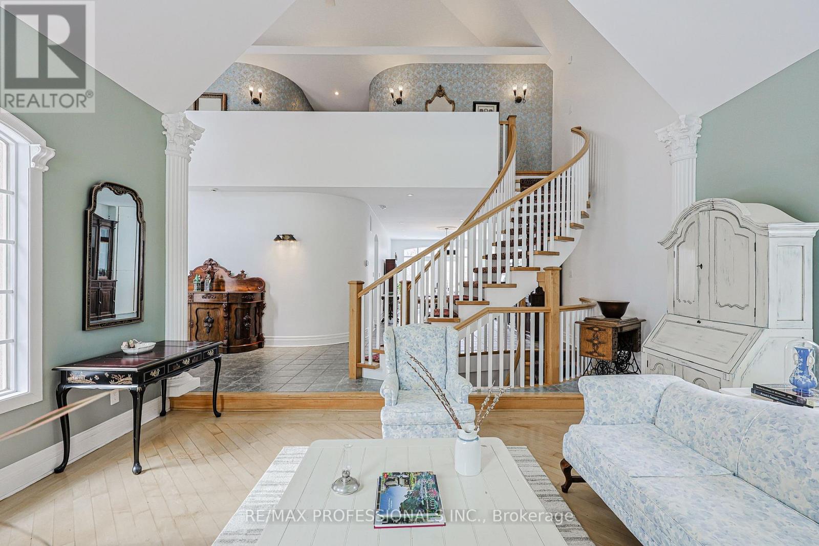 84 Neilson Drive, Toronto, Ontario  M9C 1V7 - Photo 20 - W12834074