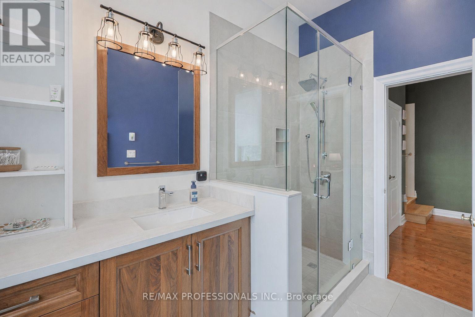 84 Neilson Drive, Toronto, Ontario  M9C 1V7 - Photo 32 - W12834074