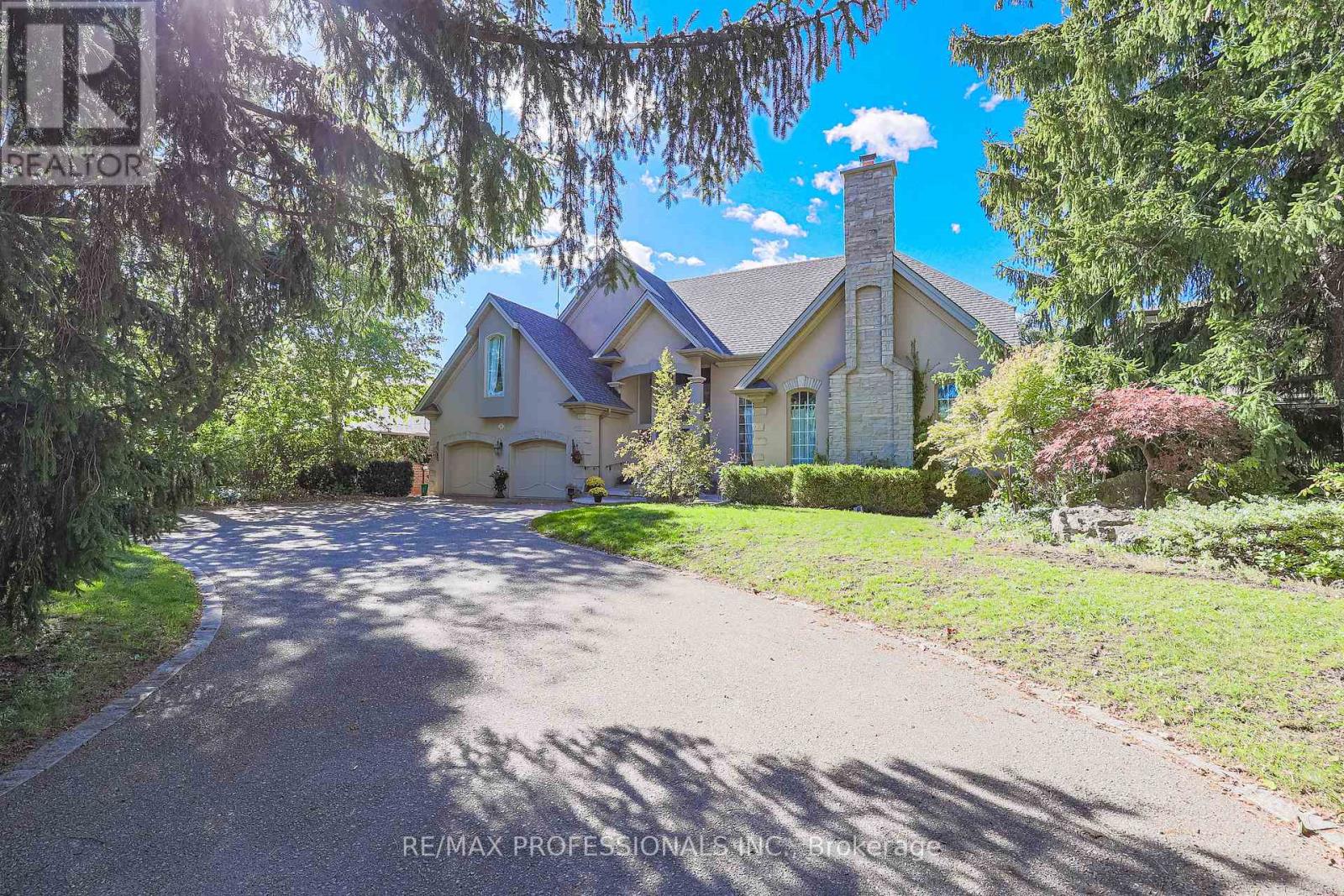 84 Neilson Drive, Toronto, Ontario  M9C 1V7 - Photo 50 - W12834074