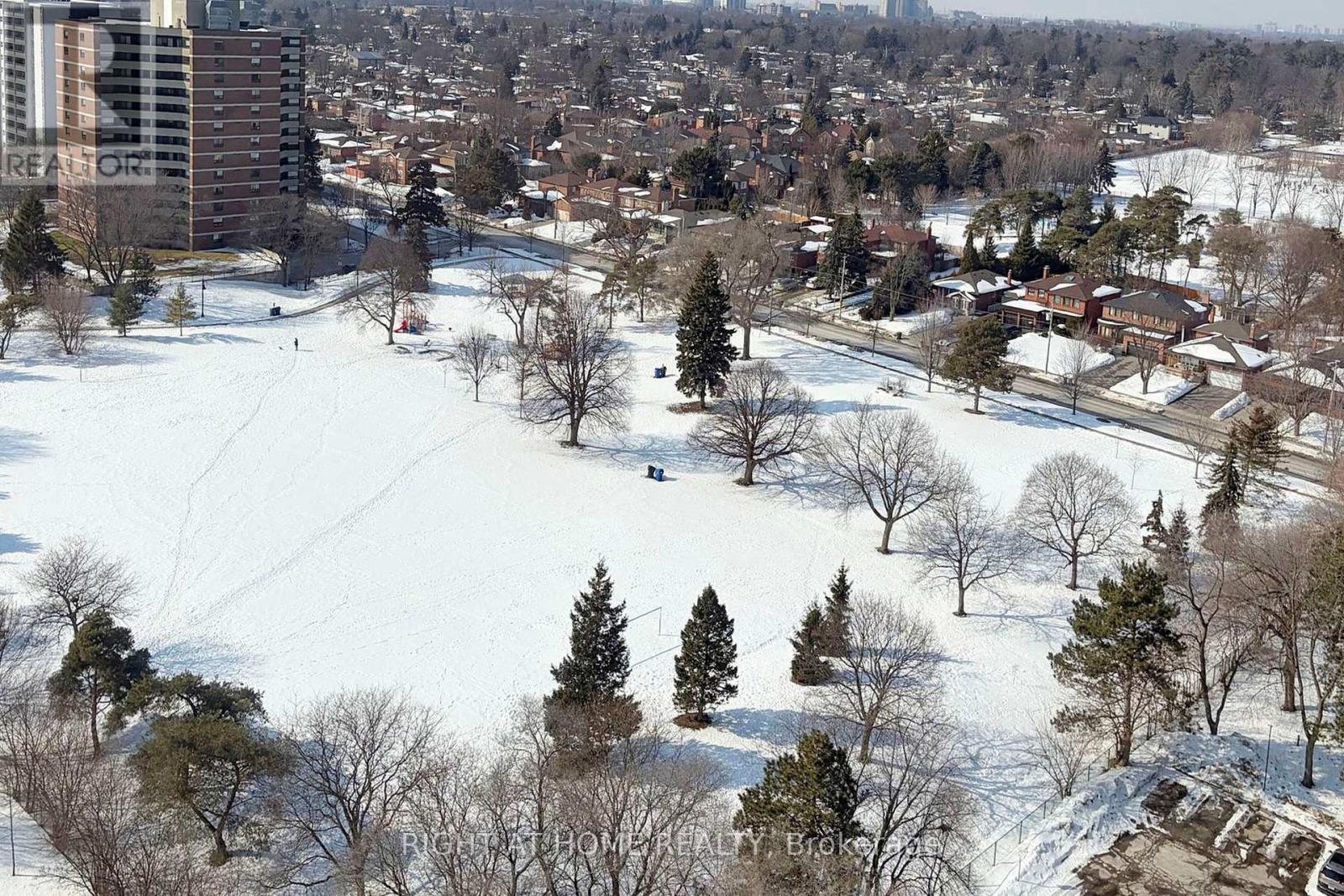 2009 - 40 Richview Road, Toronto, Ontario  M9A 5C1 - Photo 12 - W12834082