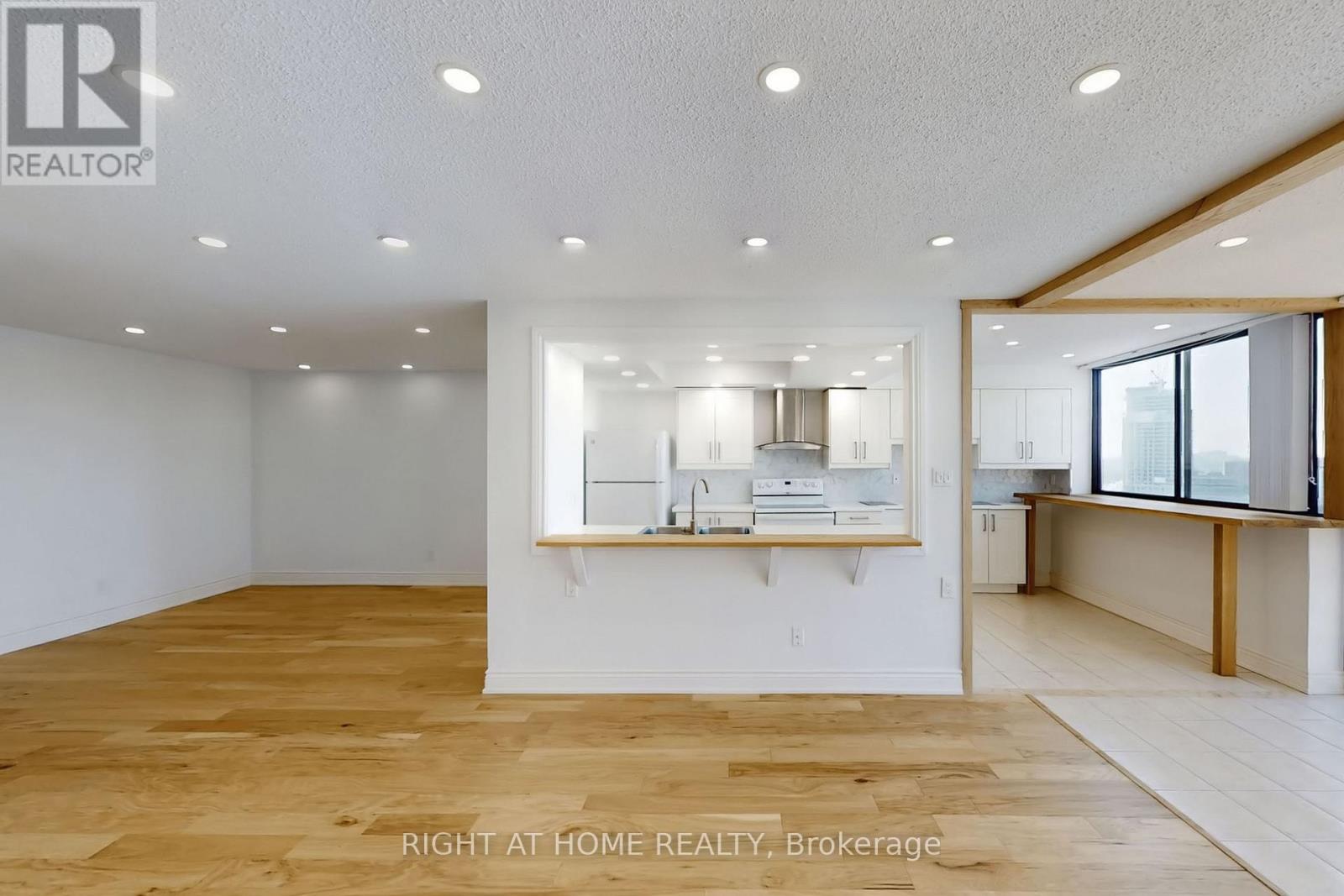 2009 - 40 Richview Road, Toronto, Ontario  M9A 5C1 - Photo 15 - W12834082