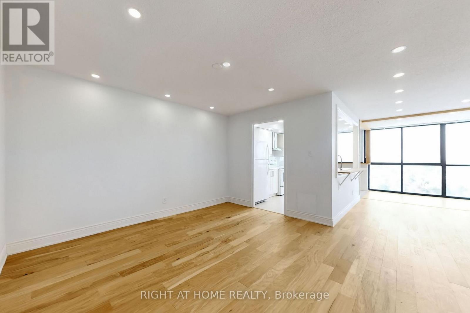 2009 - 40 Richview Road, Toronto, Ontario  M9A 5C1 - Photo 23 - W12834082