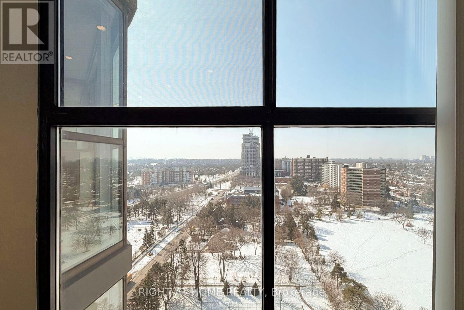 2009 - 40 Richview Road, Toronto, Ontario  M9A 5C1 - Photo 28 - W12834082