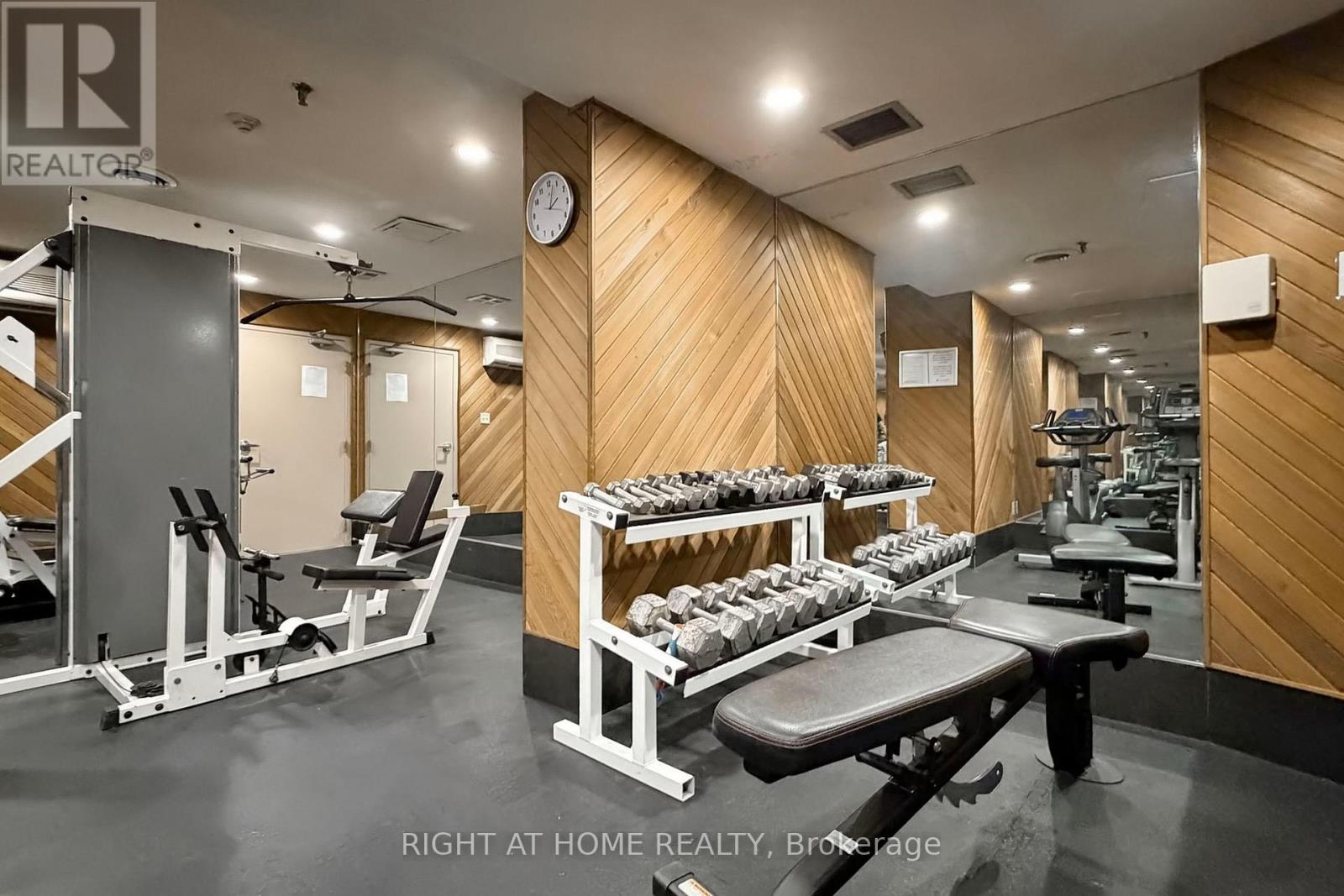 2009 - 40 Richview Road, Toronto, Ontario  M9A 5C1 - Photo 43 - W12834082