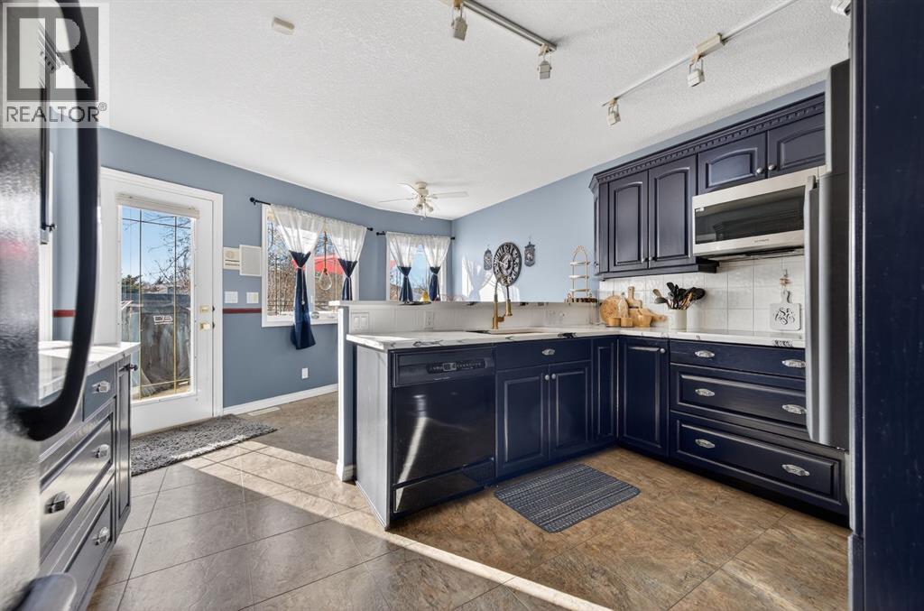 10 Willow Springs Crescent, Sylvan Lake, Alberta  T4S 1G1 - Photo 20 - A2279894