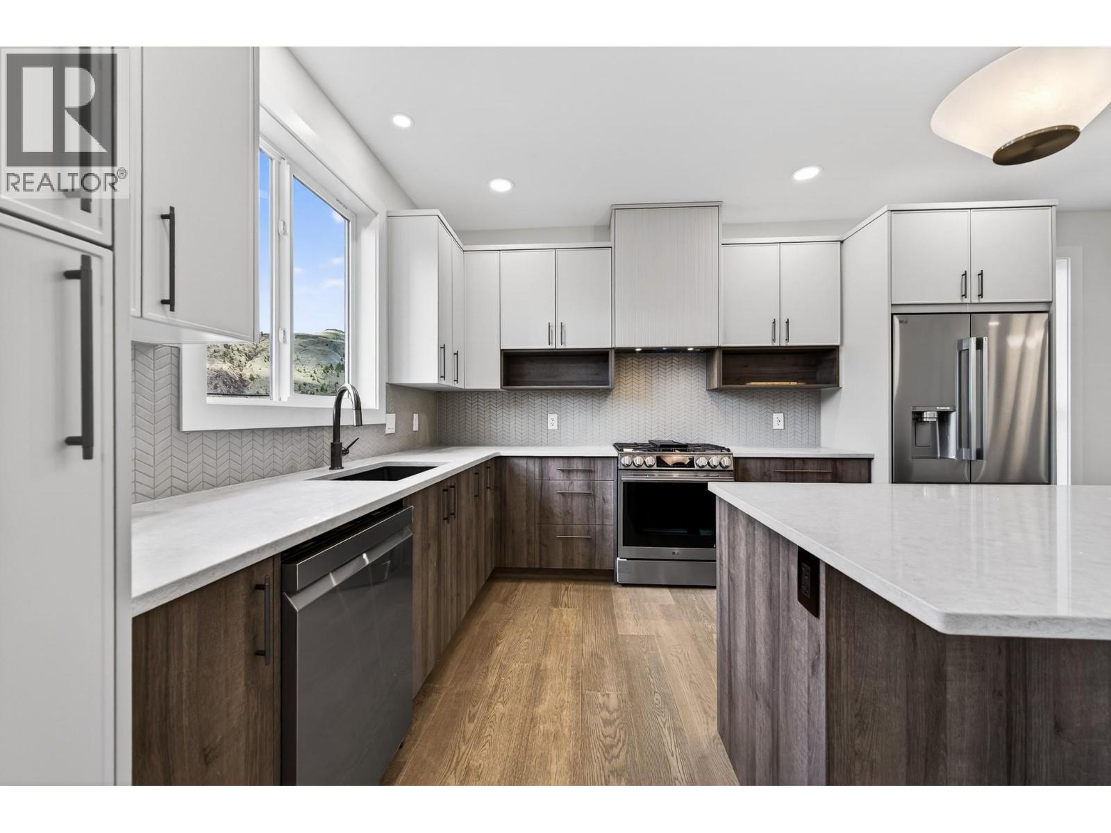 3224 Bank Road, Kamloops, British Columbia  V2B 6Z7 - Photo 4 - 10377455