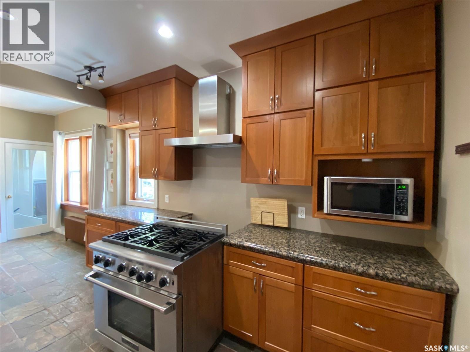 34 Laurier Avenue, Yorkton, Saskatchewan  S3N 1T7 - Photo 6 - SK029467