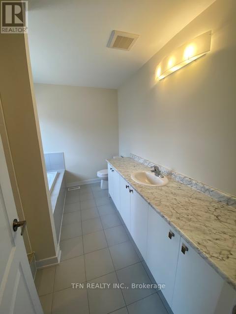 22 Downriver Drive, Welland, Ontario  L3B 0M5 - Photo 12 - X12833932