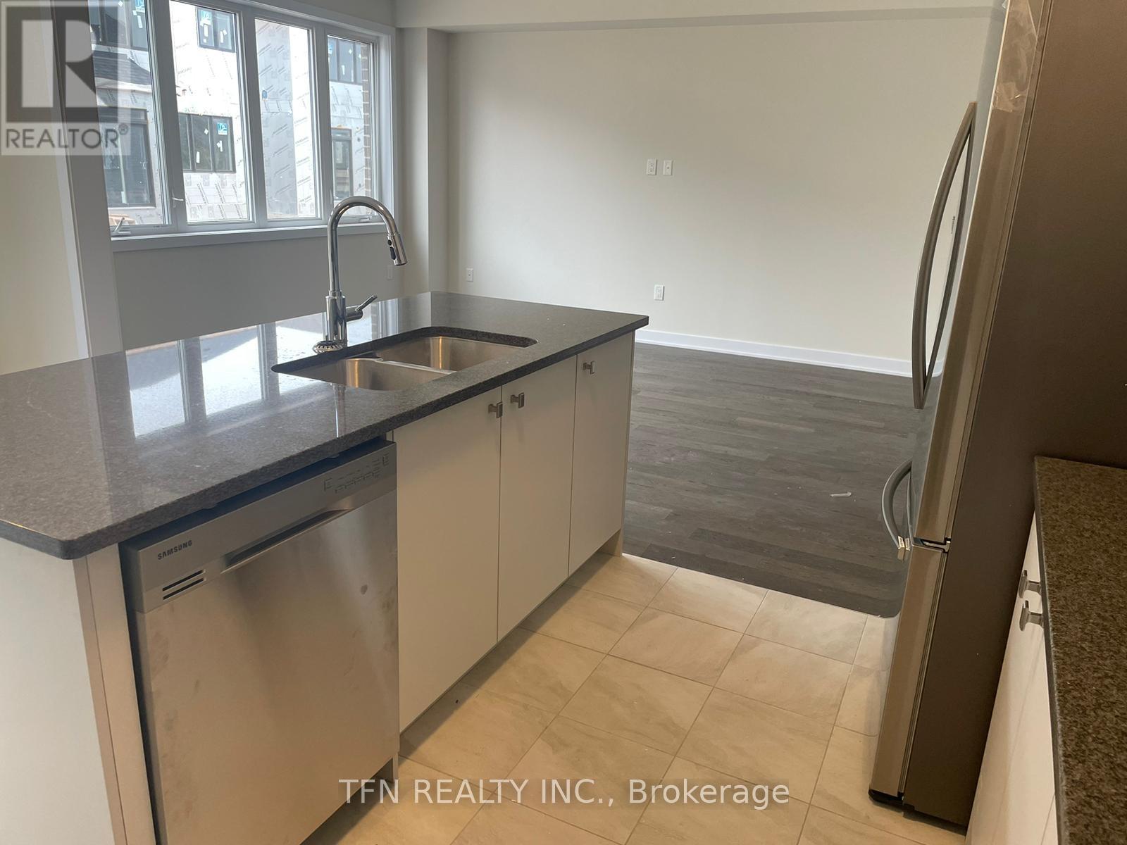 22 Downriver Drive, Welland, Ontario  L3B 0M5 - Photo 6 - X12833932