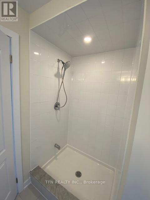 22 Downriver Drive, Welland, Ontario  L3B 0M5 - Photo 9 - X12833932