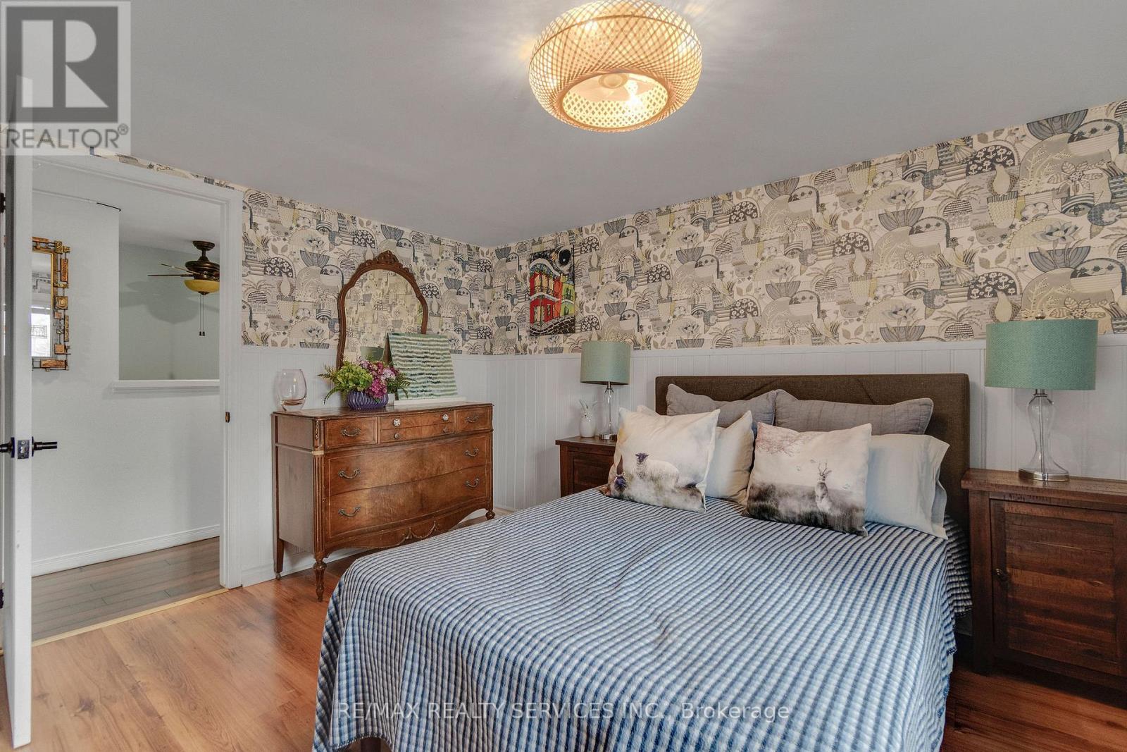 939 Beach Boulevard, Hamilton, Ontario  L8H 6Z7 - Photo 19 - X12833952