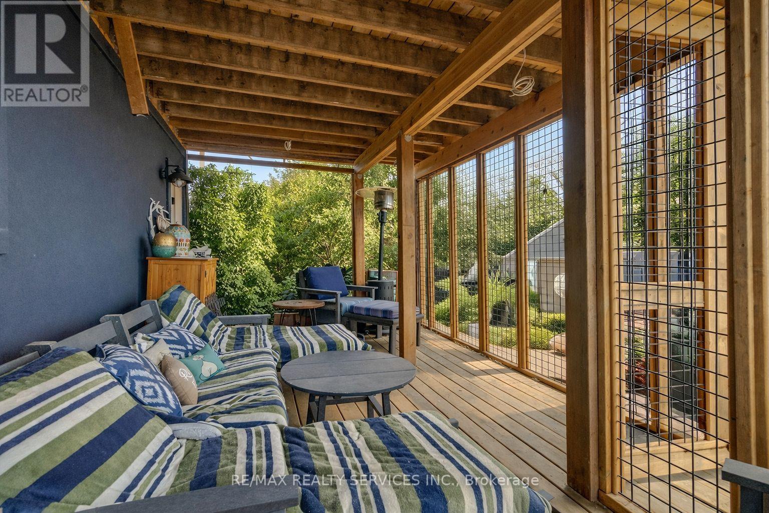 939 Beach Boulevard, Hamilton, Ontario  L8H 6Z7 - Photo 33 - X12833952