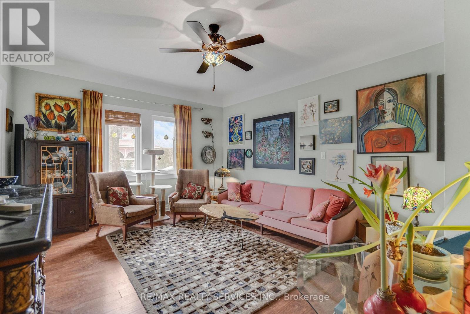 939 Beach Boulevard, Hamilton, Ontario  L8H 6Z7 - Photo 4 - X12833952