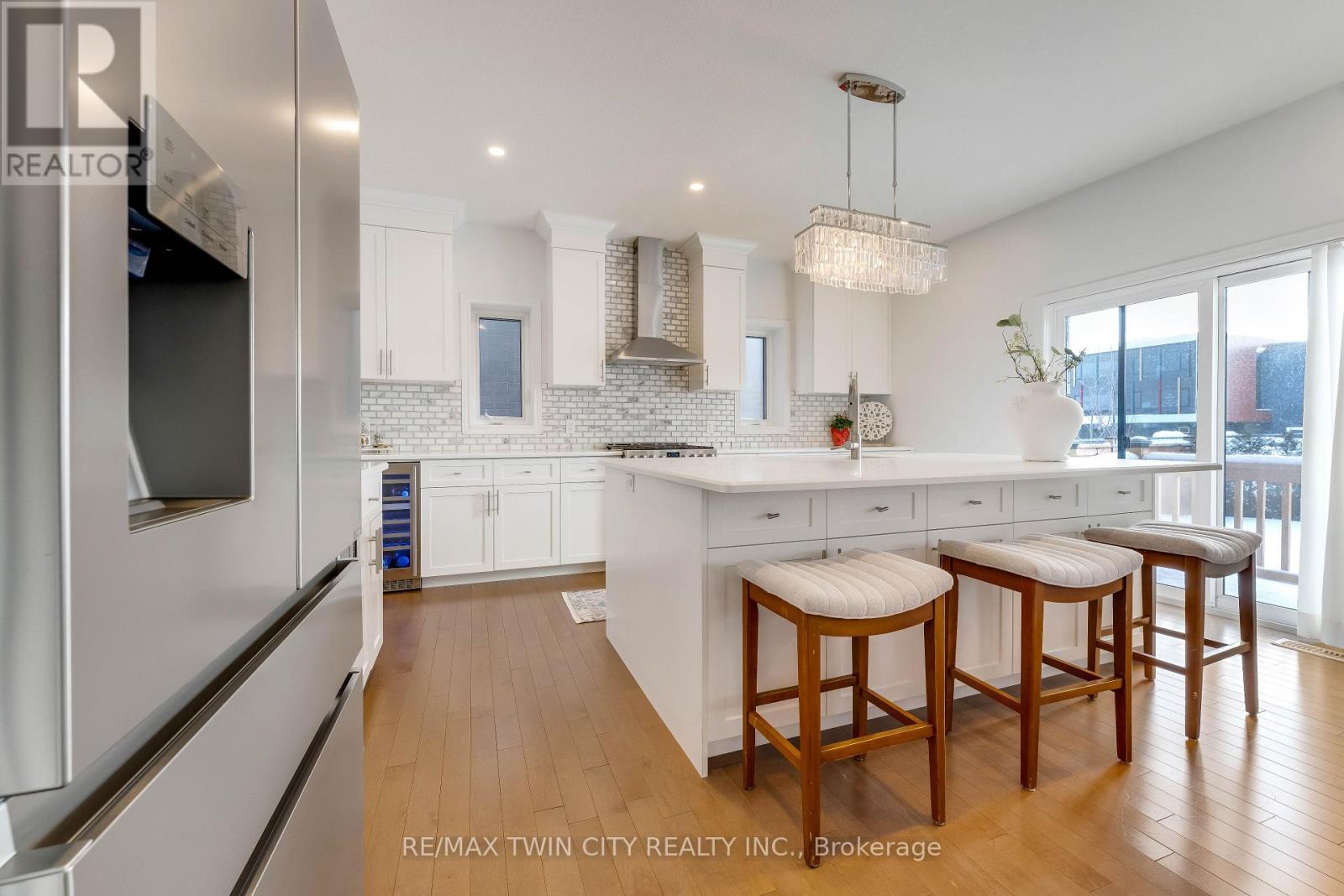 565 Florencedale Crescent, Kitchener, Ontario  N2R 1T6 - Photo 11 - X12834022