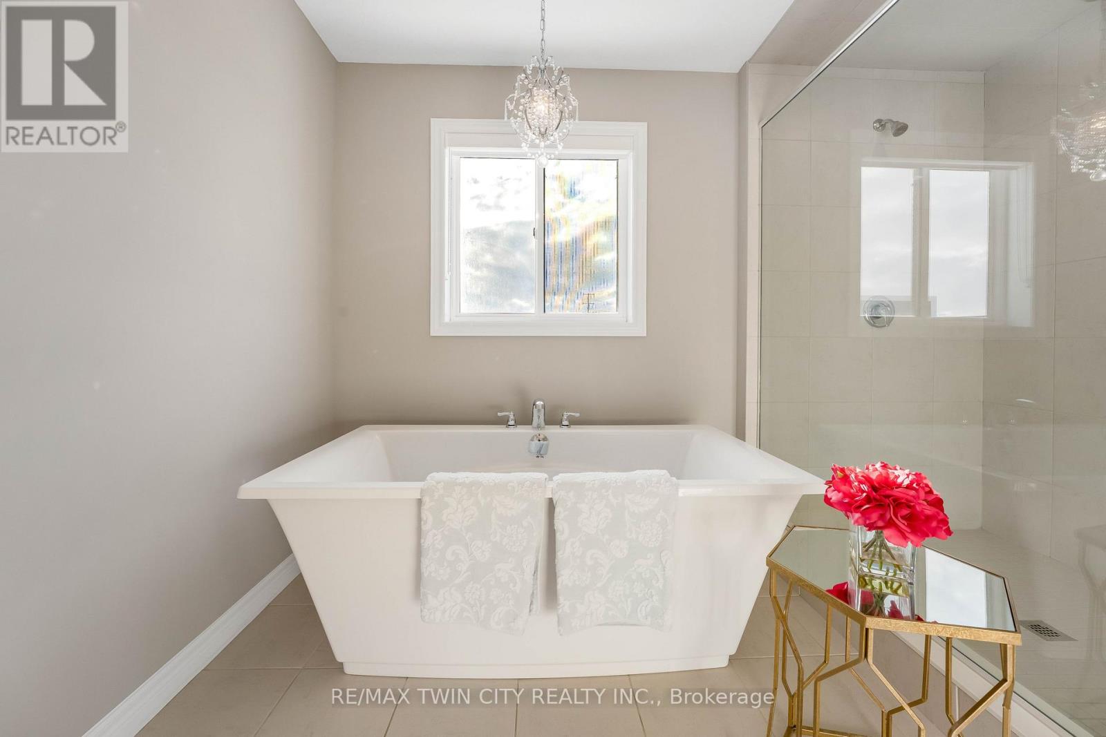 565 Florencedale Crescent, Kitchener, Ontario  N2R 1T6 - Photo 22 - X12834022