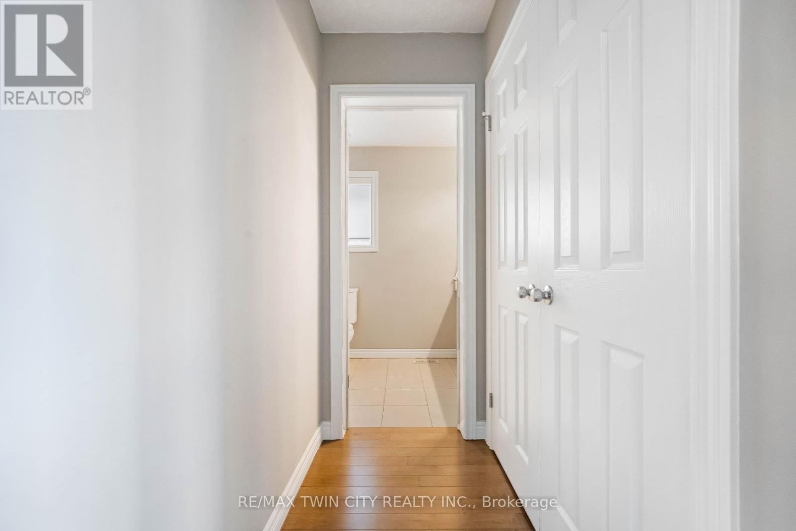 565 Florencedale Crescent, Kitchener, Ontario  N2R 1T6 - Photo 30 - X12834022