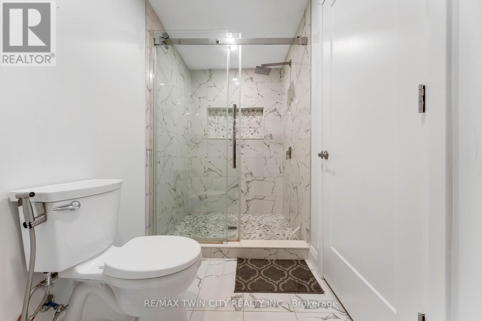 565 Florencedale Crescent, Kitchener, Ontario  N2R 1T6 - Photo 39 - X12834022