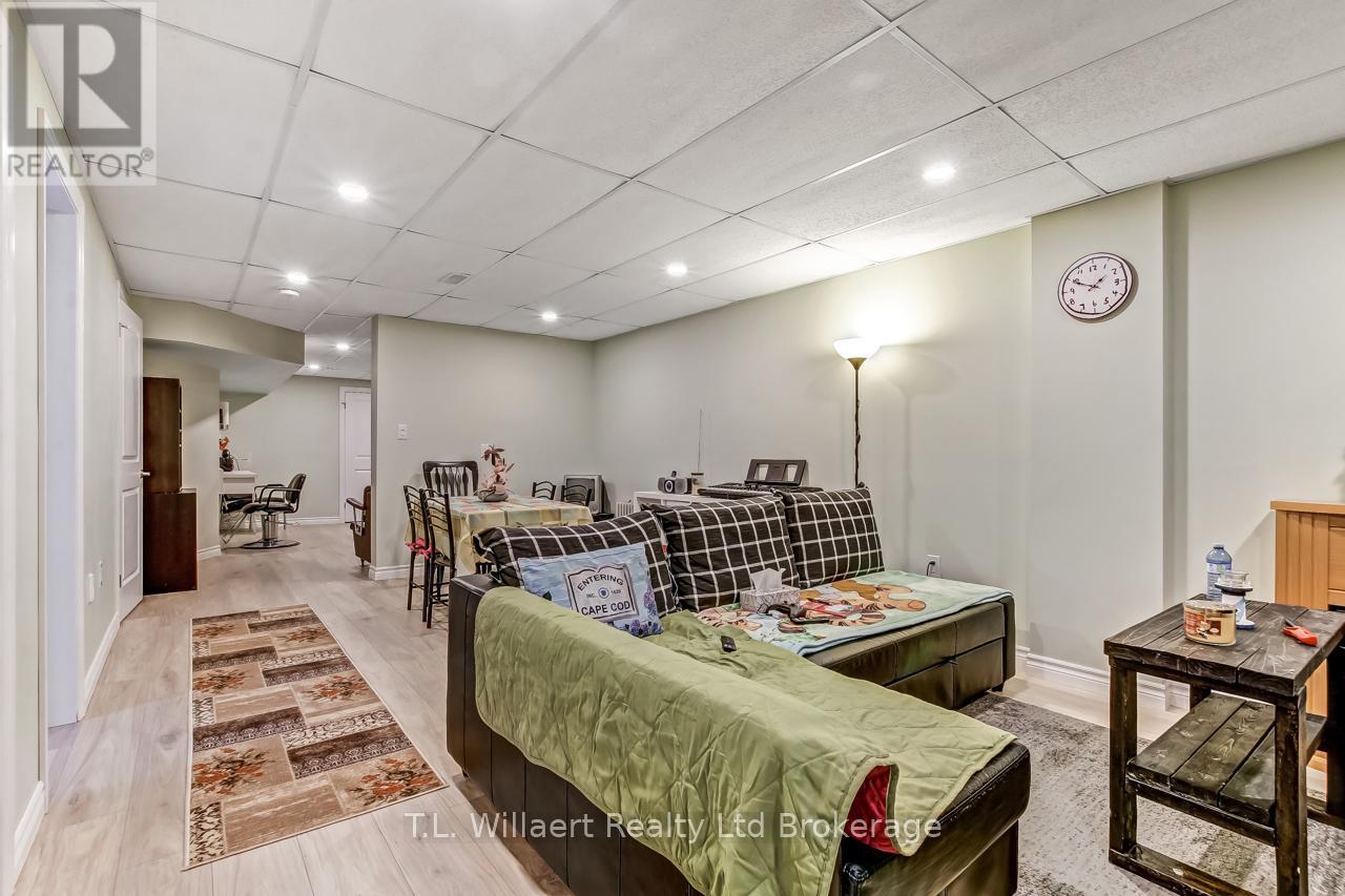 42 Seaton Crescent, Tillsonburg, Ontario  N4G 0J8 - Photo 22 - X12834224