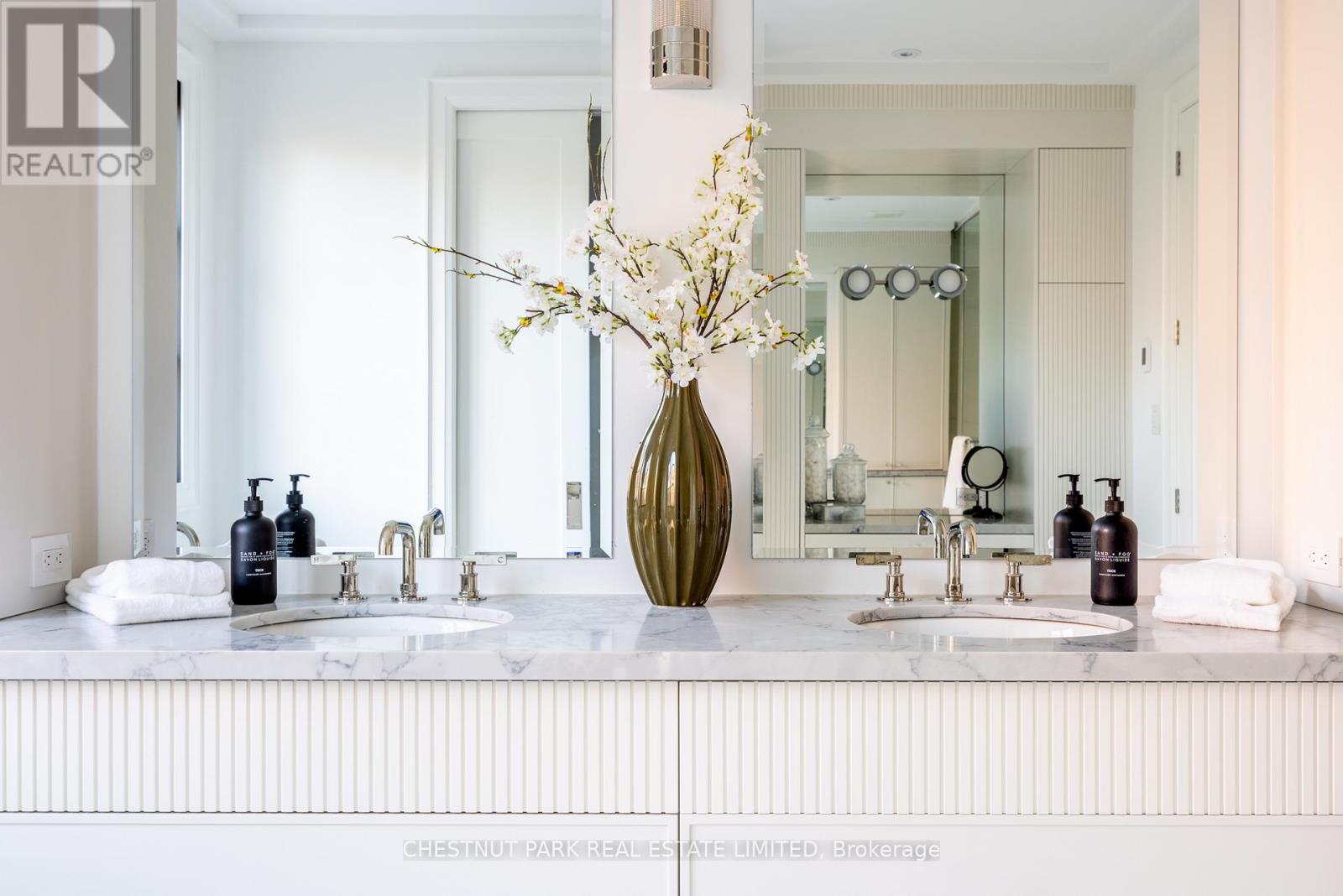 36 Ava Road, Toronto, Ontario  M5P 1Y4 - Photo 31 - C12566170