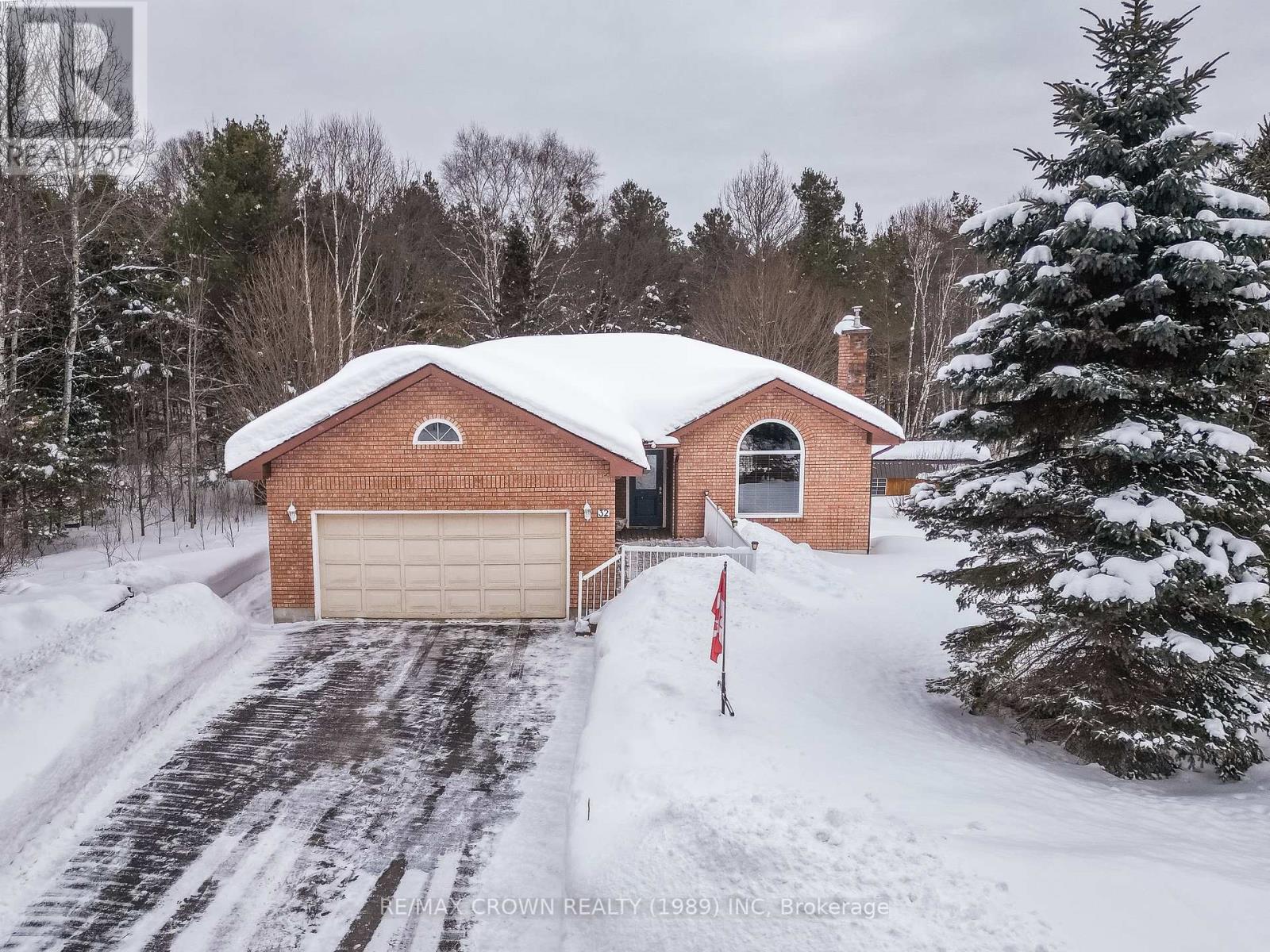 32 EDGAR STREET, Sundridge, Ontario
