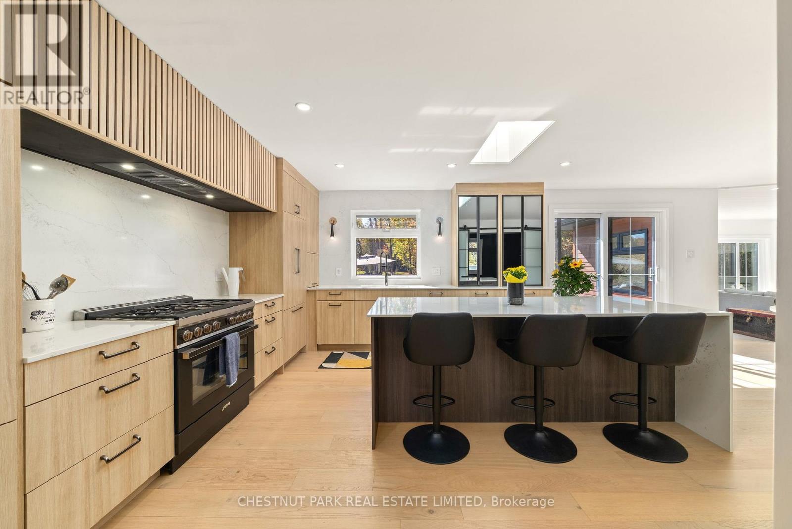 407 County Road 4, Prince Edward County (Hallowell Ward), Ontario  K0K 2T0 - Photo 7 - X12473480