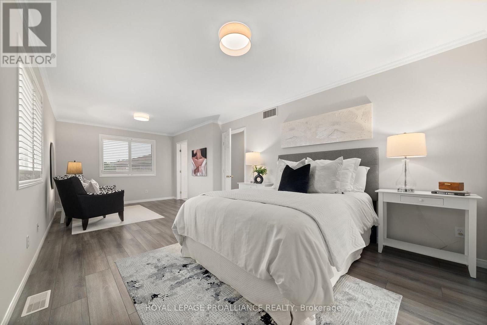 8 Linden Lane, Belleville, Ontario  K8N 5W9 - Photo 33 - X12503154