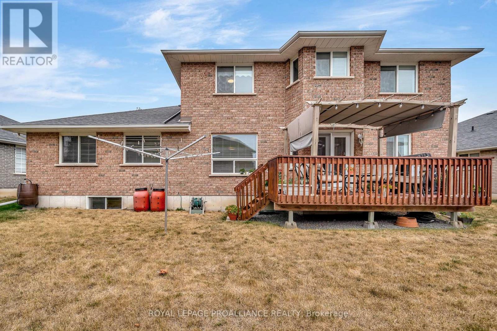 8 Linden Lane, Belleville, Ontario  K8N 5W9 - Photo 47 - X12503154