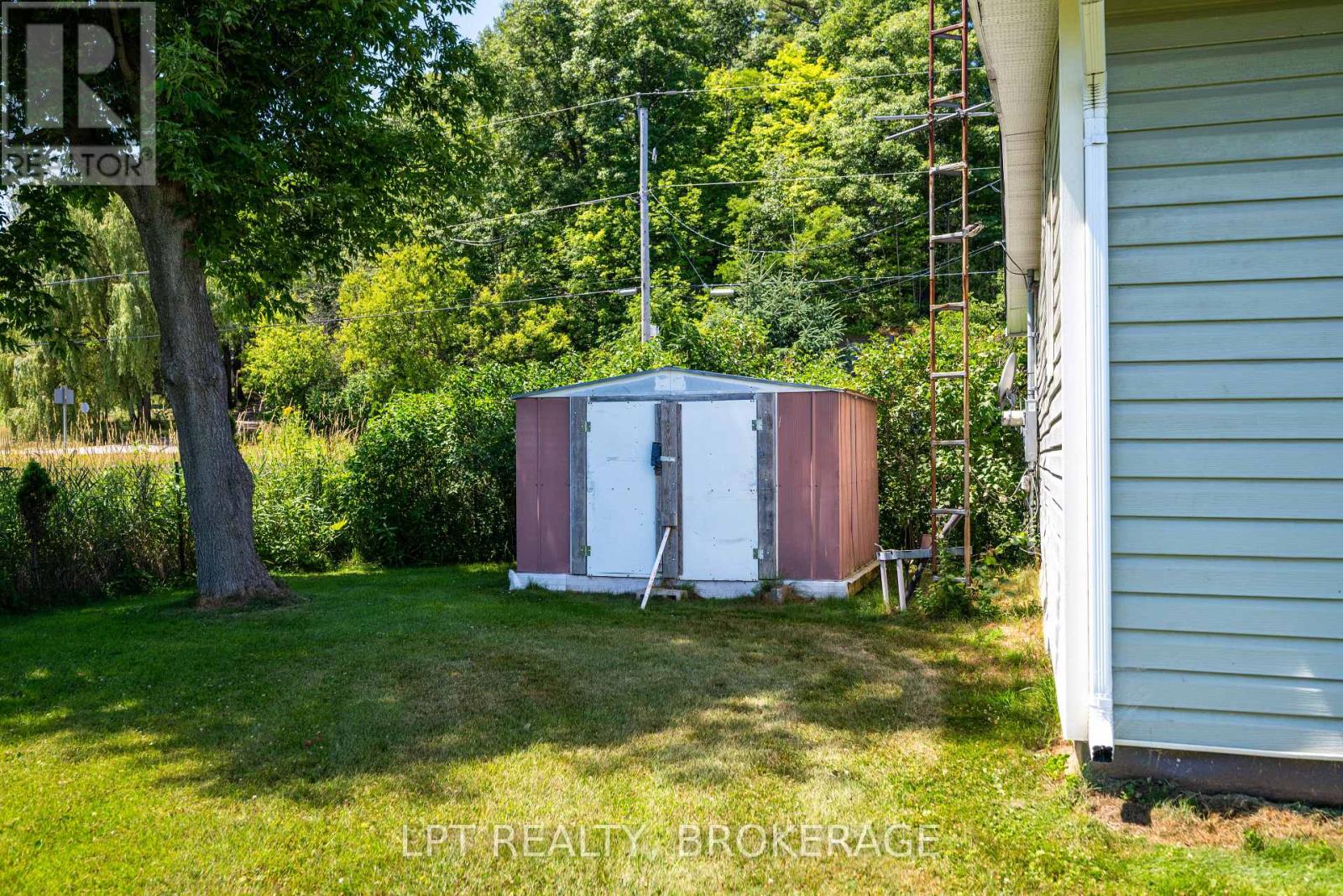 743 Highway 15, Rr#2 Highway, Rideau Lakes, Ontario  K0E 1N0 - Photo 21 - X12438097