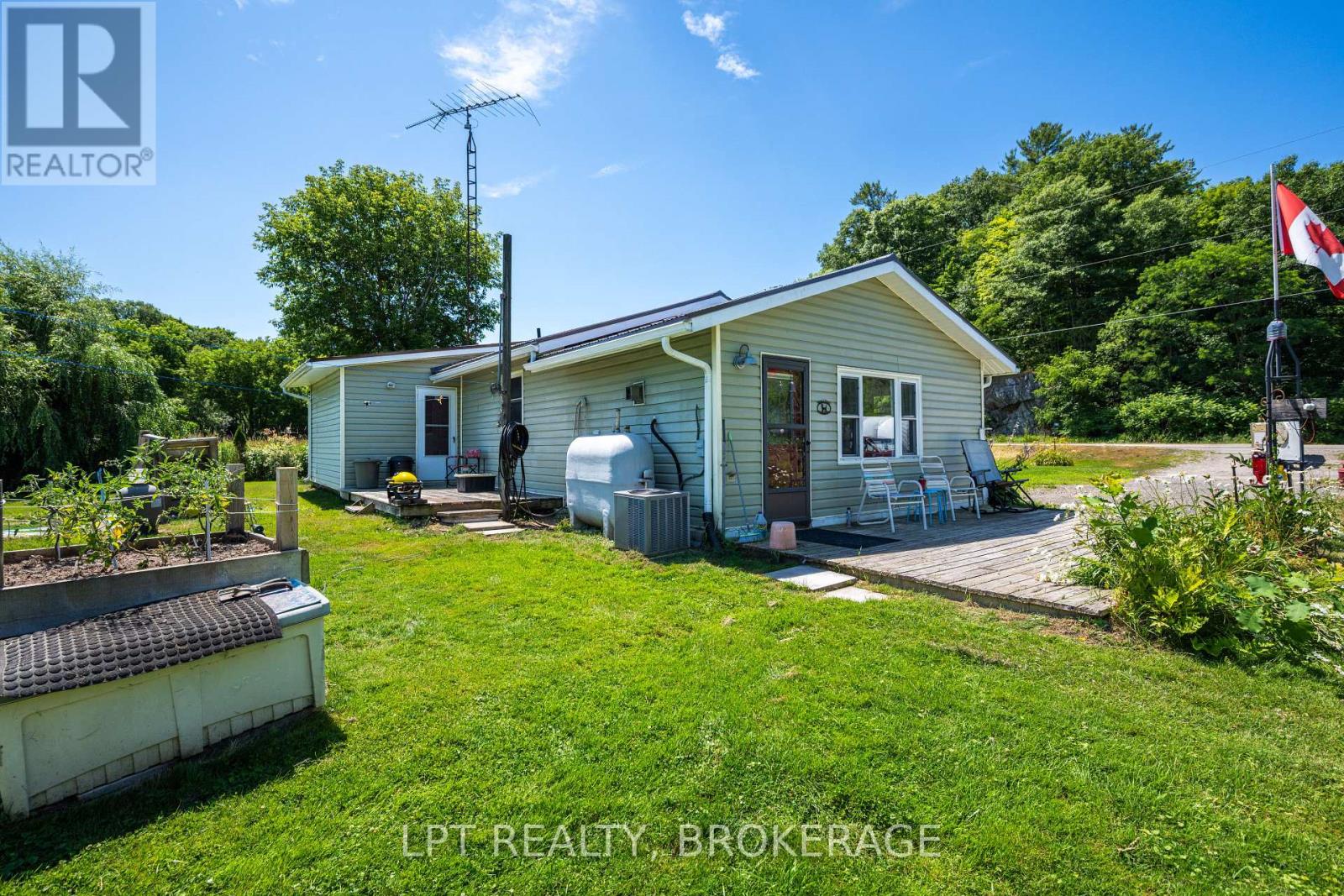 743 Highway 15, Rr#2 Highway, Rideau Lakes, Ontario  K0E 1N0 - Photo 26 - X12438097