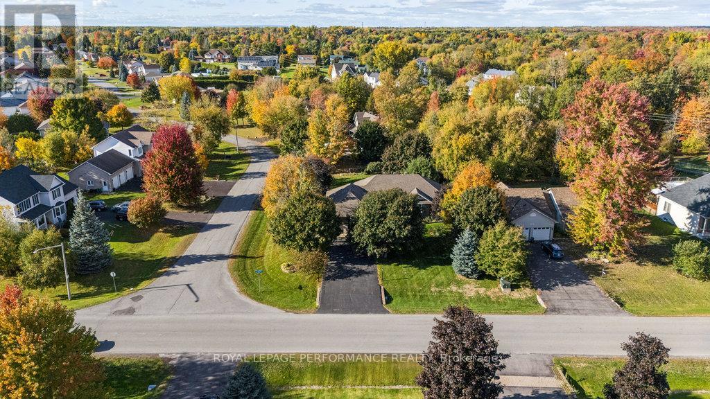 7051 Donwel Drive, Ottawa, Ontario  K4P 1M7 - Photo 45 - X12558946