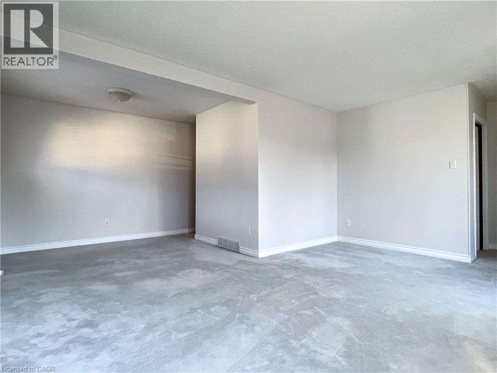 514 Fallingbrook Drive Unit# Upper, Waterloo, Ontario  N2L 4N3 - Photo 4 - 40808679