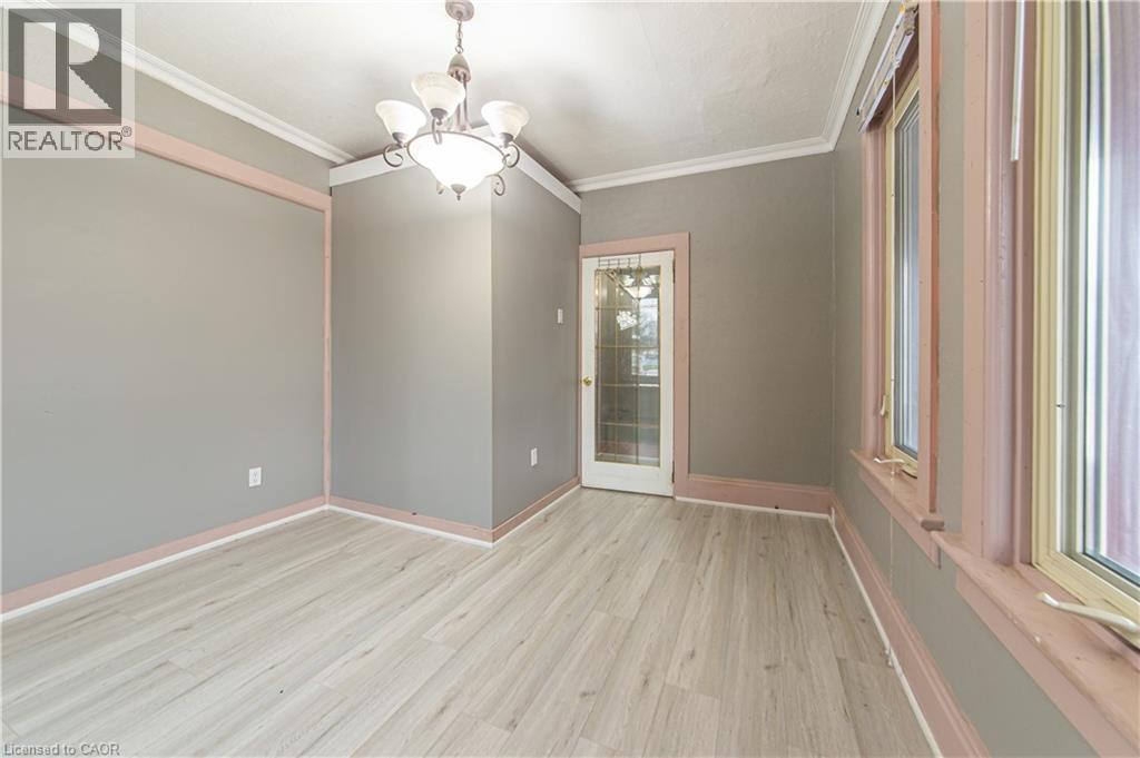 164 Lancaster Street E, Kitchener, Ontario  N2H 1N3 - Photo 11 - 40808665