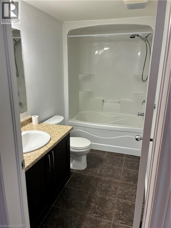 32 Elmsdale Drive Unit# 1b, Kitchener, Ontario  N2E 1H6 - Photo 5 - 40807883