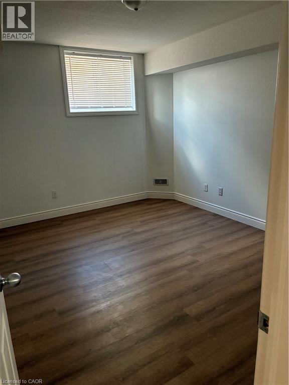 32 Elmsdale Drive Unit# 1b, Kitchener, Ontario  N2E 1H6 - Photo 6 - 40807883