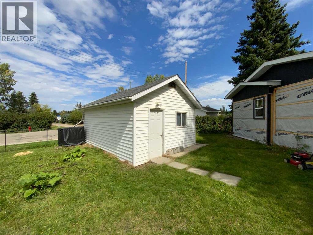 23 Mobile Drive Ne, Three Hills, Alberta  T0M 2A0 - Photo 28 - A2283832