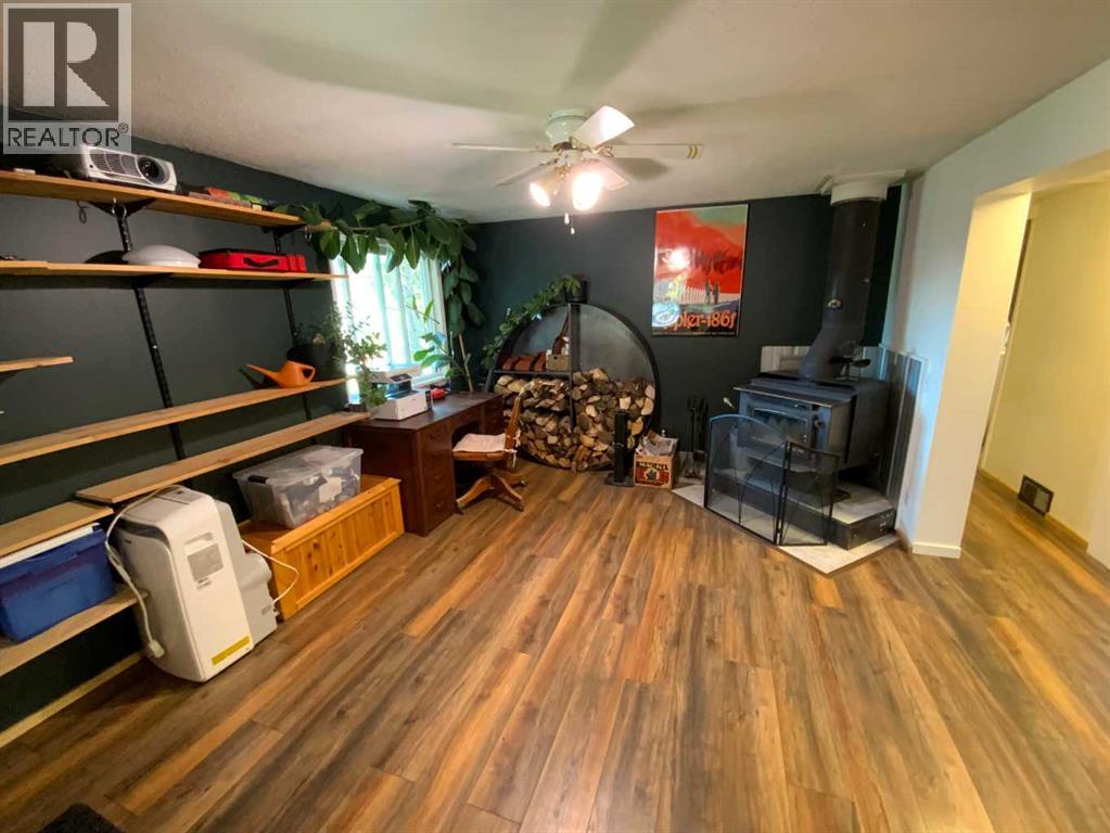 23 Mobile Drive Ne, Three Hills, Alberta  T0M 2A0 - Photo 11 - A2283832