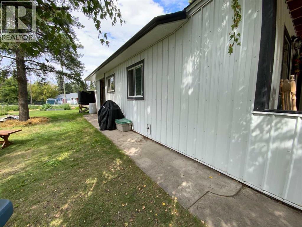 23 Mobile Drive Ne, Three Hills, Alberta  T0M 2A0 - Photo 24 - A2283832