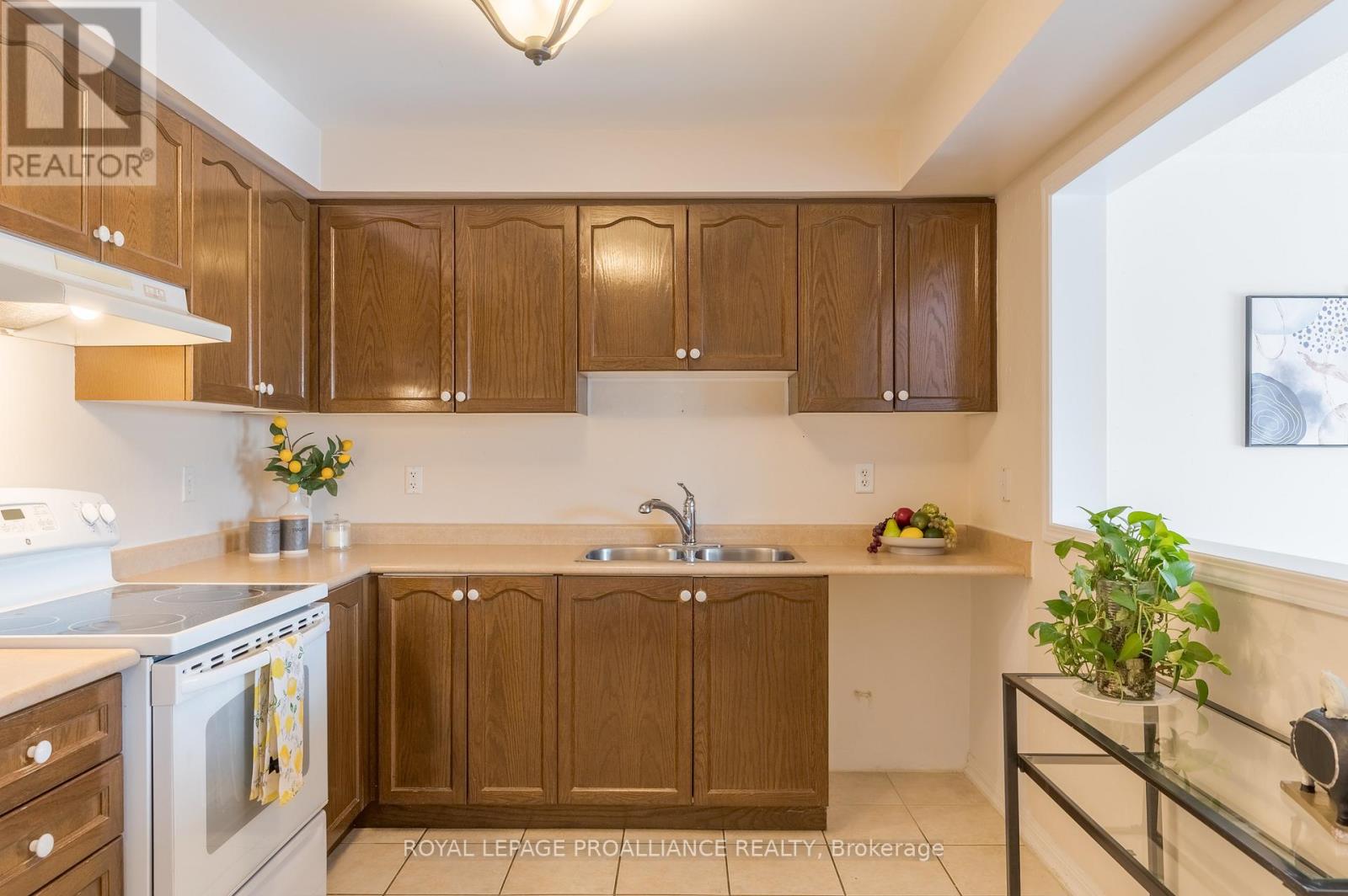 56 Toscana Drive, Whitby (Taunton North), Ontario  L1R 3N7 - Photo 15 - E12834438