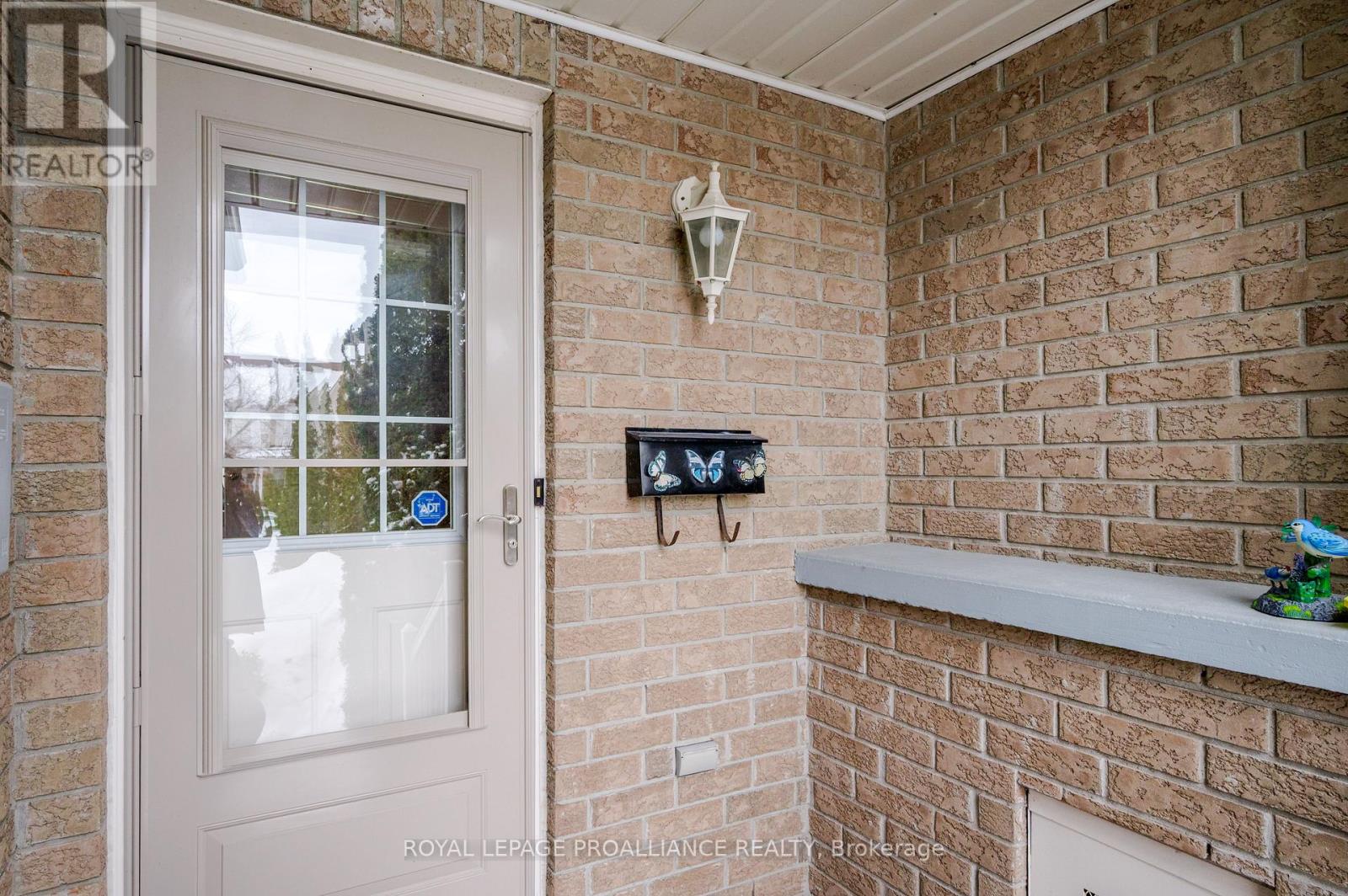 56 Toscana Drive, Whitby (Taunton North), Ontario  L1R 3N7 - Photo 4 - E12834438