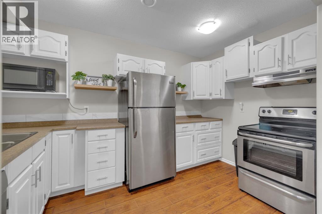 3807 50 Avenue, Ponoka, Alberta  T4J 1C5 - Photo 32 - A2287690