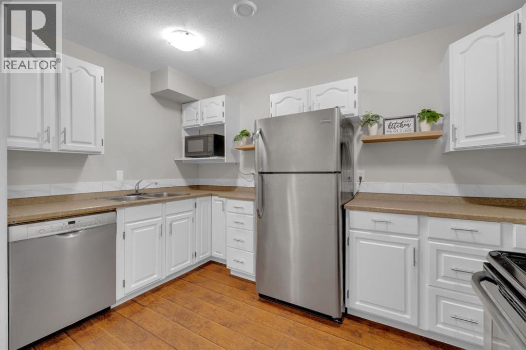 3807 50 Avenue, Ponoka, Alberta  T4J 1C5 - Photo 34 - A2287690