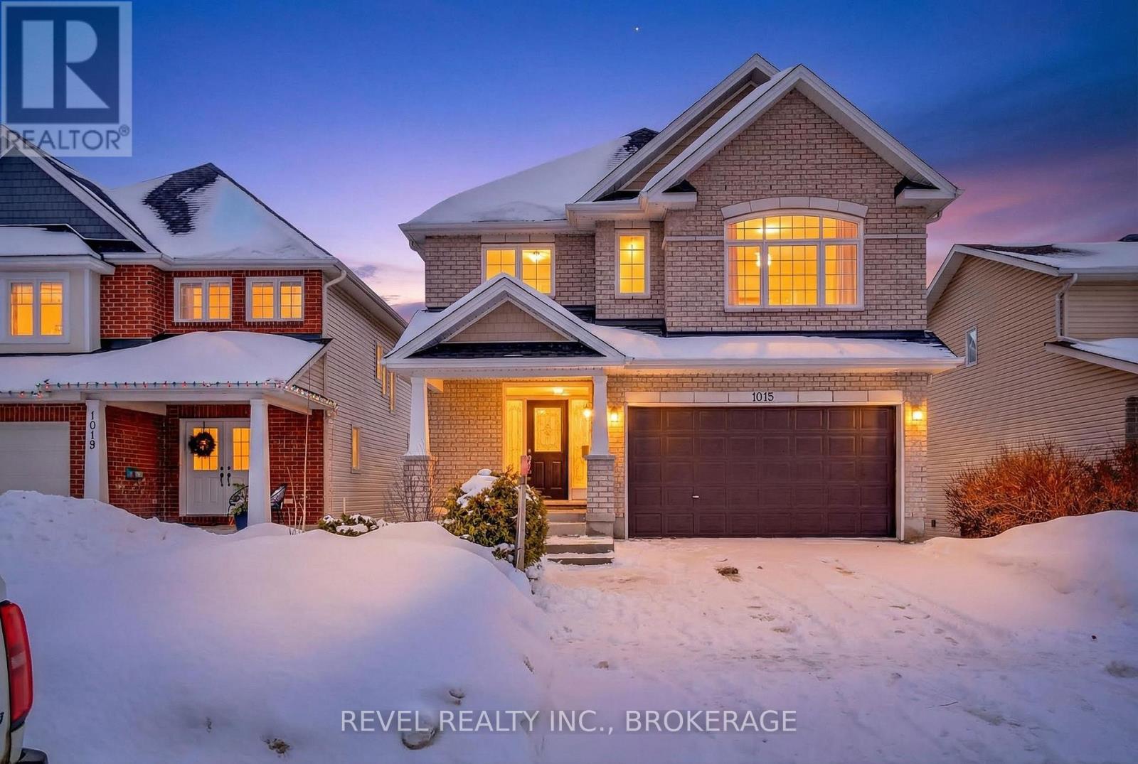 1015 BLUFFWOOD AVENUE, kingston (kingston east (incl barret crt)), Ontario