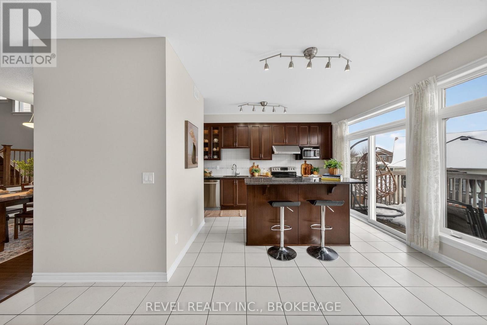 1015 Bluffwood Avenue, Kingston (Kingston East (Incl Barret Crt)), Ontario  K7K 7K6 - Photo 15 - X12834342