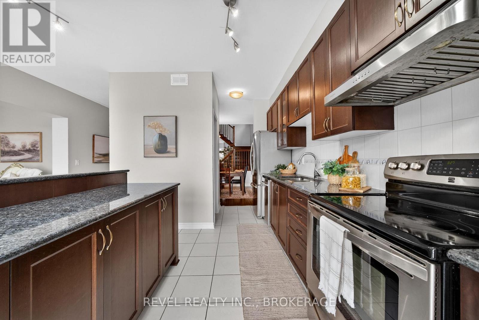 1015 Bluffwood Avenue, Kingston (Kingston East (Incl Barret Crt)), Ontario  K7K 7K6 - Photo 18 - X12834342