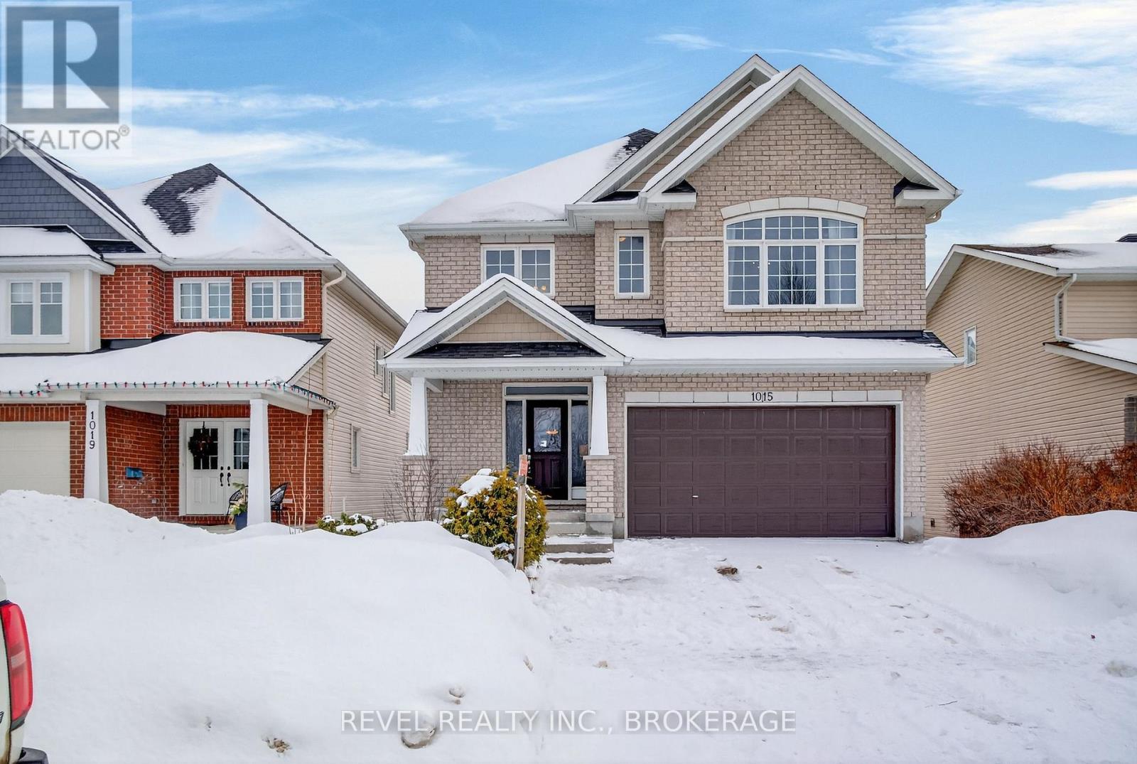 1015 Bluffwood Avenue, Kingston (Kingston East (Incl Barret Crt)), Ontario  K7K 7K6 - Photo 2 - X12834342