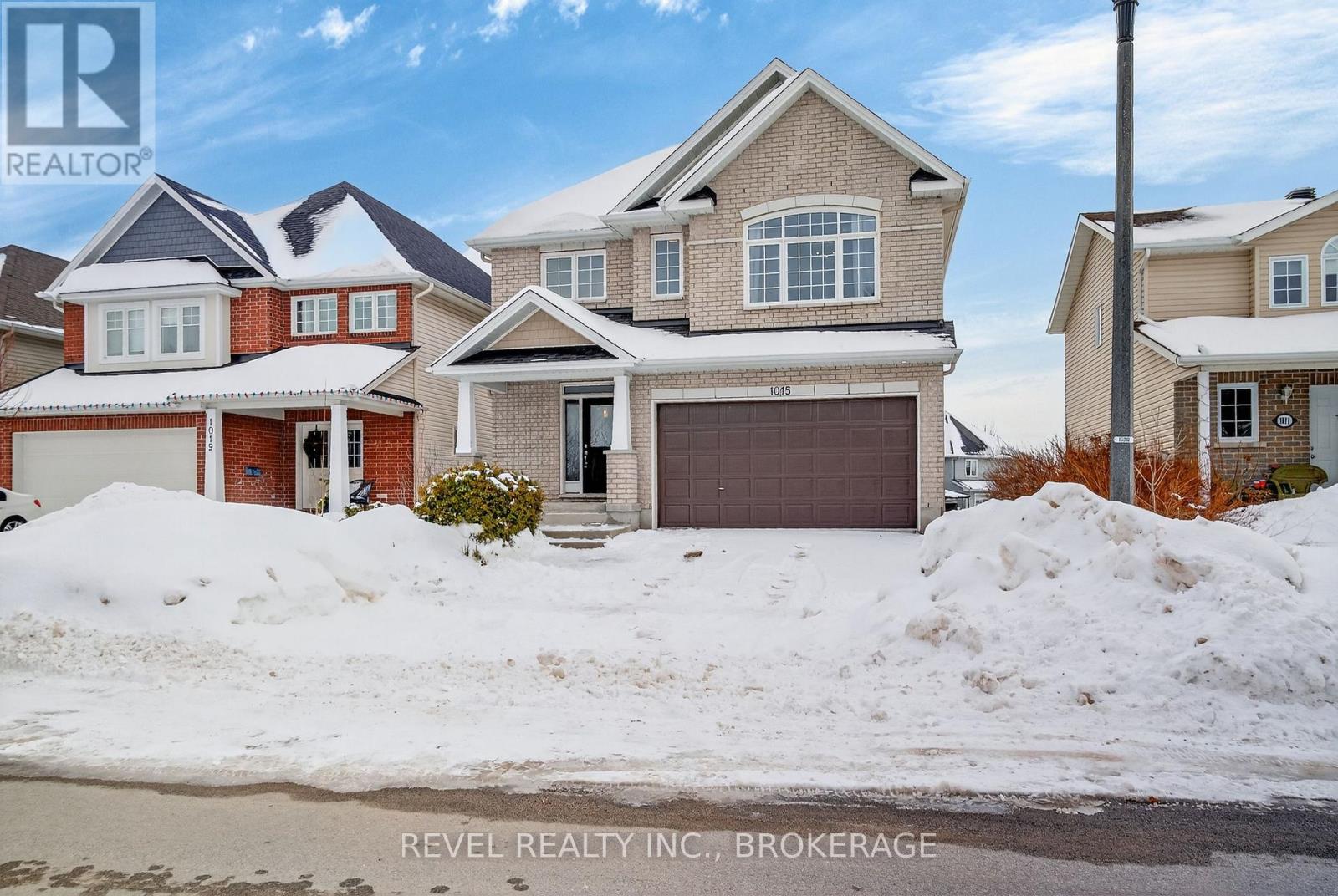 1015 Bluffwood Avenue, Kingston (Kingston East (Incl Barret Crt)), Ontario  K7K 7K6 - Photo 3 - X12834342