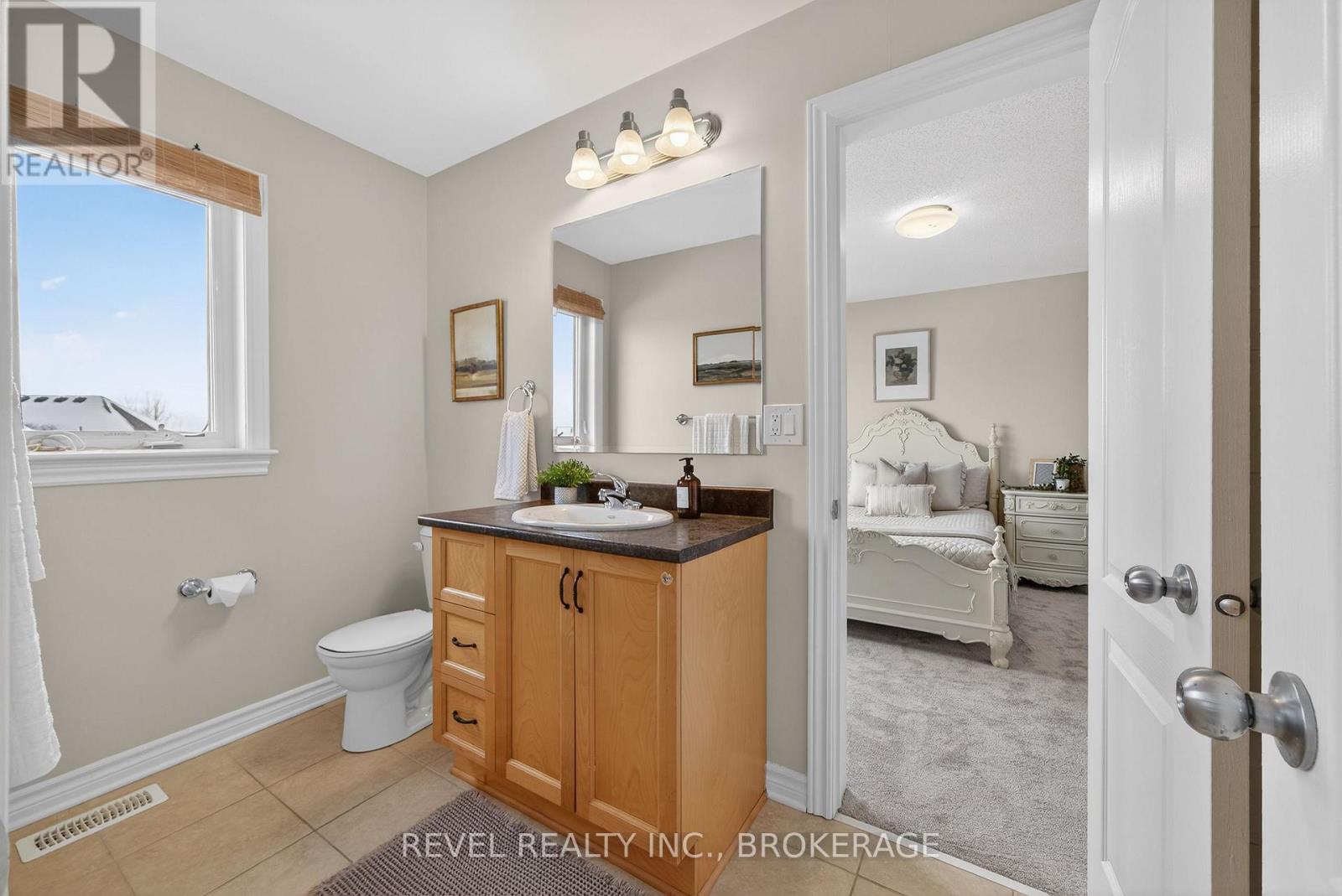 1015 Bluffwood Avenue, Kingston (Kingston East (Incl Barret Crt)), Ontario  K7K 7K6 - Photo 35 - X12834342