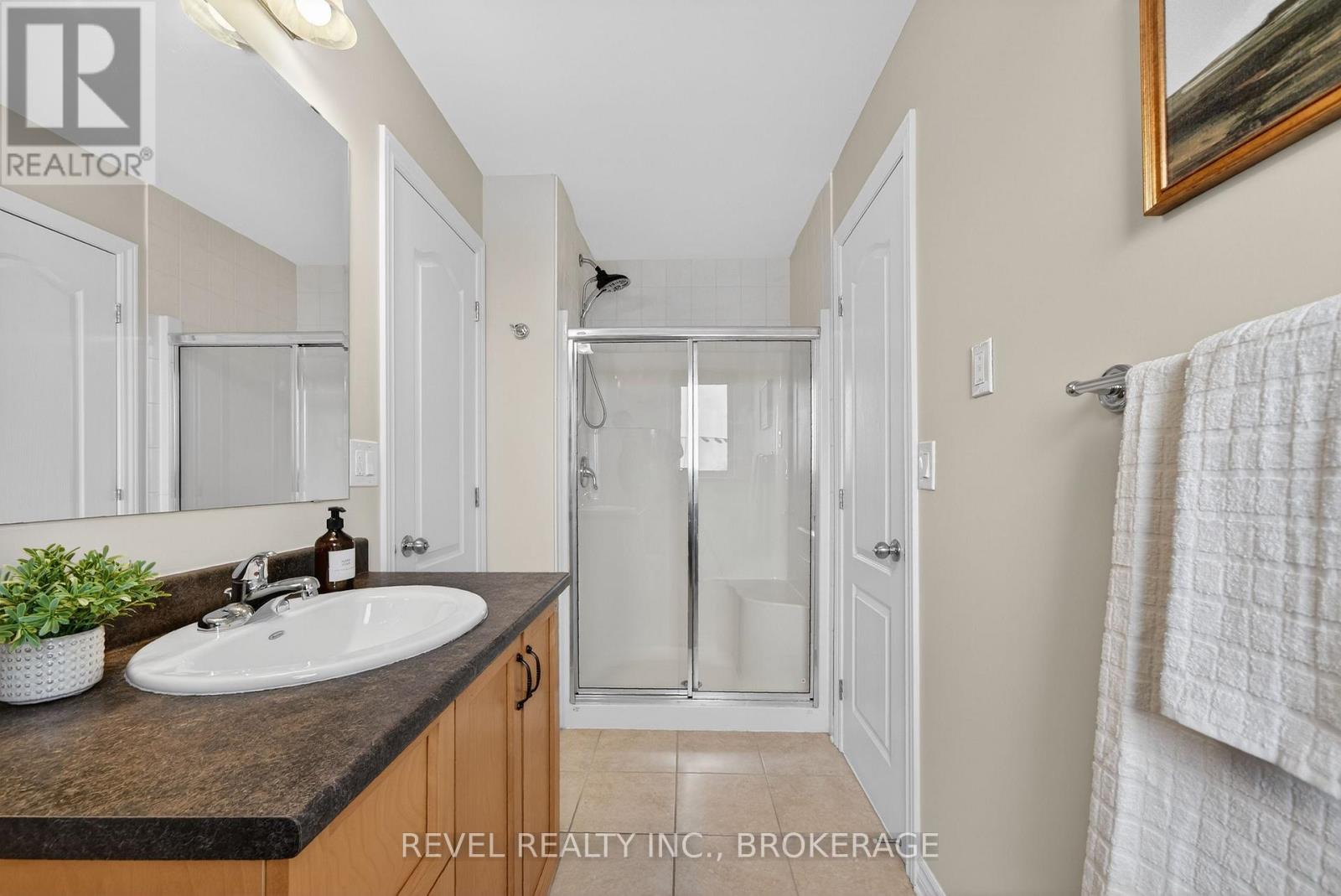 1015 Bluffwood Avenue, Kingston (Kingston East (Incl Barret Crt)), Ontario  K7K 7K6 - Photo 36 - X12834342