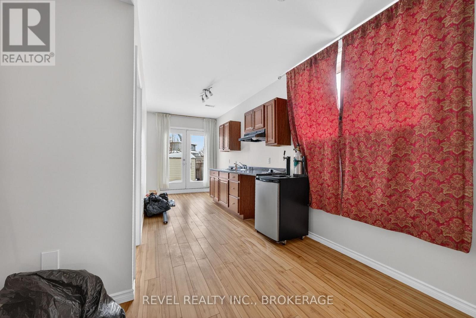 1015 Bluffwood Avenue, Kingston (Kingston East (Incl Barret Crt)), Ontario  K7K 7K6 - Photo 40 - X12834342